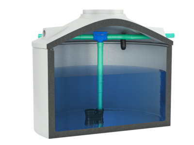 Betonzisterne mit Hauspaket. Hier wird ein Regenwasserfilter mit Zulaufberuhigung verbaut. Zudem gibt es noch einen Siphon